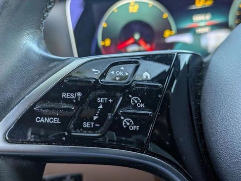 Used 2022 Mercedes-Benz E 350 Sedan image 8