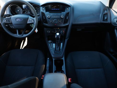 Used 2015 Ford Focus SE image 21