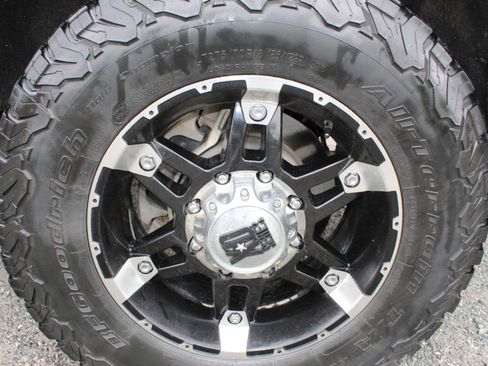 Used 2015 Chevrolet Silverado 2500 LT w/ Z71 Package, Off-Road AWD/4WD image 34