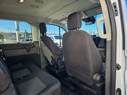 Used 2023 Ford Transit 350 XLT image 15