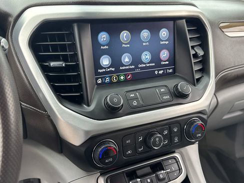 Used 2022 GMC Acadia SLE w/ Driver Convenience Package image 21