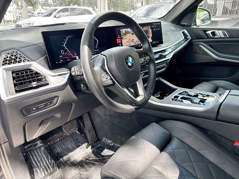 Used 2025 BMW X5 sDrive40i RWD image 10