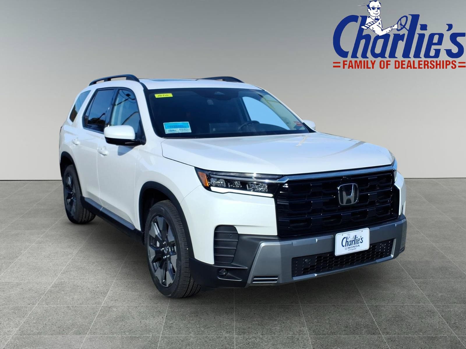 New 2026 Honda Pilot Touring image 3