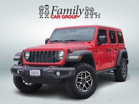 Used 2025 Jeep Wrangler Unlimited Rubicon AWD/4WD image 1