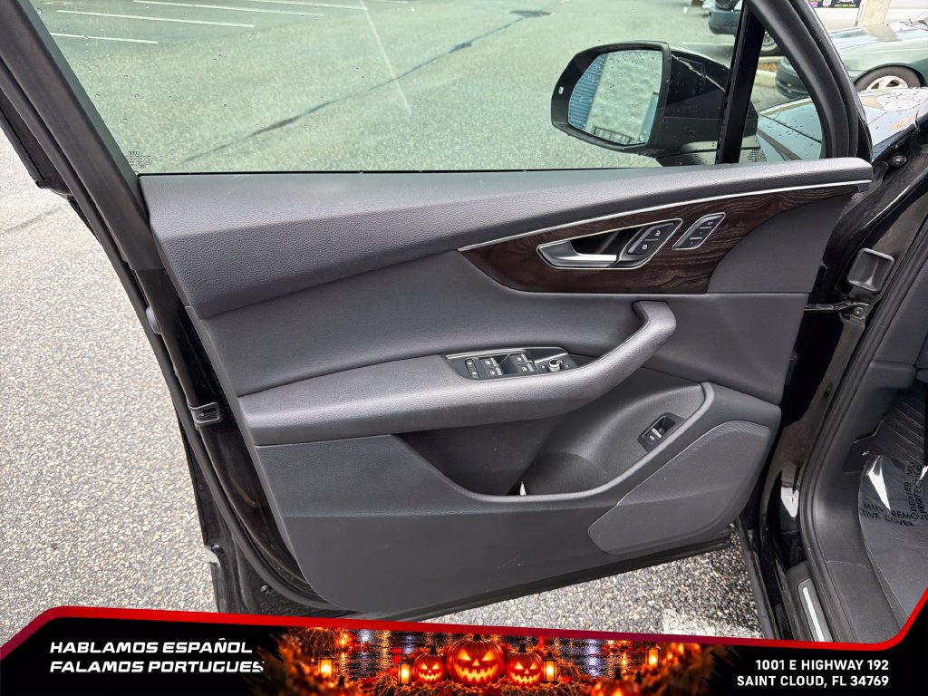 Used 2021 Audi Q7 2.0T Premium w/ Convenience Package AWD/4WD image 12