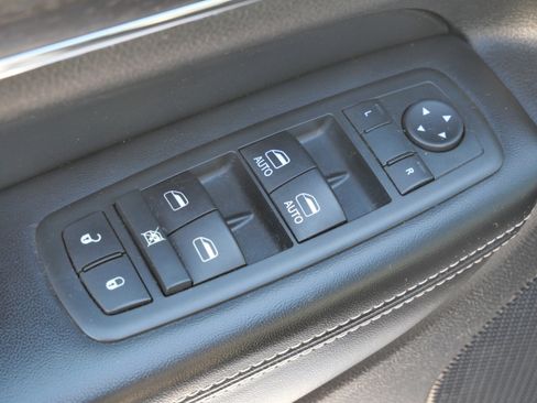 Used 2014 Jeep Grand Cherokee Limited image 19