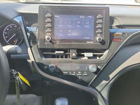 Certified 2024 Toyota Camry SE image 21