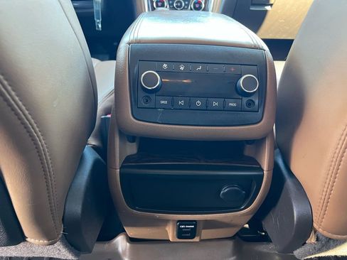 Used 2014 Buick Enclave Premium image 20