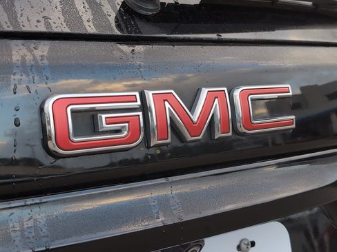 Used 2022 GMC Terrain SLE w/ Driver Convenience Package image 31