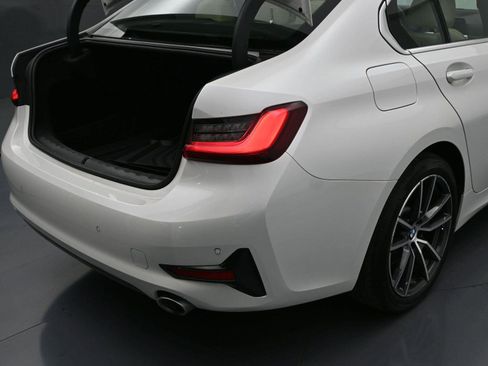 Used 2022 BMW 330i xDrive Sedan w/ Premium Package 2 image 17