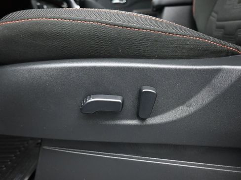 Used 2024 Nissan Frontier PRO-4X w/ Technology Package image 12