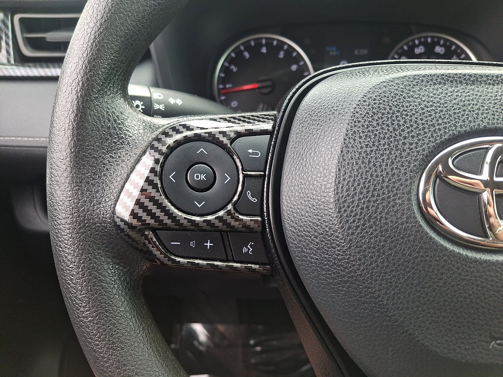 Used 2021 Toyota RAV4 LE AWD/4WD image 20
