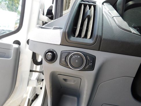 Used 2018 Ford Transit 350 XL RWD image 18