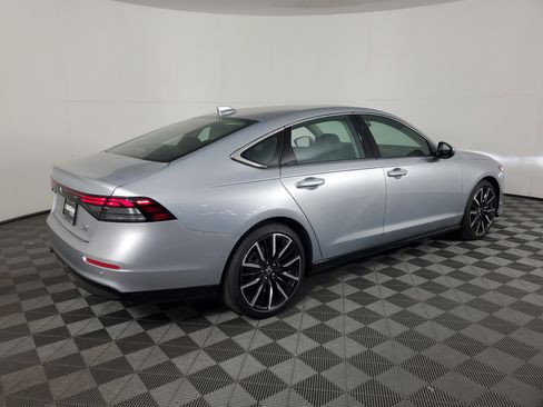 New 2025 Honda Accord Touring image 4