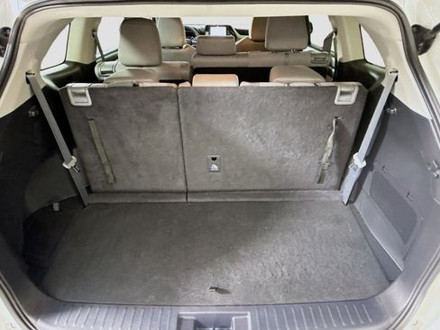 Used 2023 Toyota Highlander L image 35
