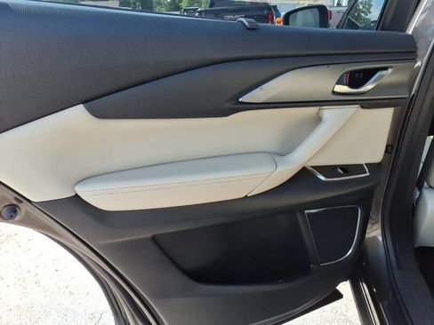 Used 2016 MAZDA CX-9 Touring FWD image 18