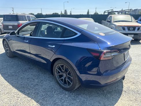 Used 2018 Tesla Model 3 Mid Range RWD image 7