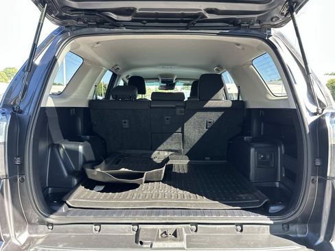 Used 2020 Toyota 4Runner TRD Off-Road AWD/4WD image 11
