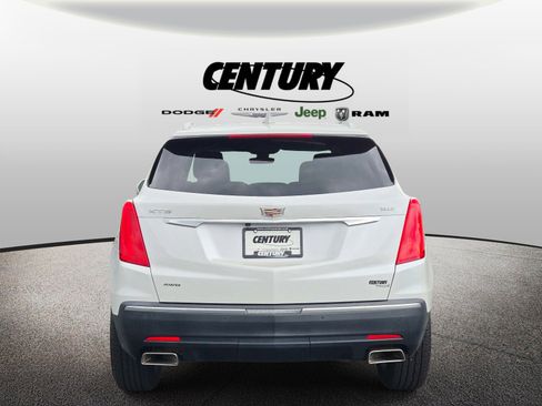Used 2018 Cadillac XT5 Luxury w/ Driver Awareness Package AWD/4WD image 5