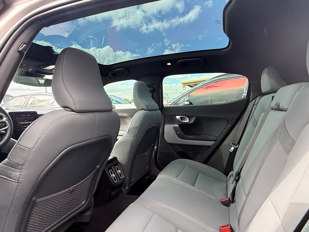 Used 2024 Polestar Polestar 2 w/ Pilot Pack RWD image 7