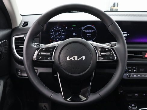 Used 2026 Kia Seltos EX w/ EX Sunroof Package image 18