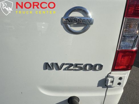 Used 2019 Nissan NV 2500 SV image 13