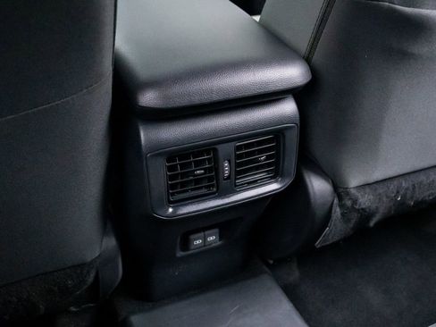Used 2025 Toyota RAV4 SE AWD/4WD image 18