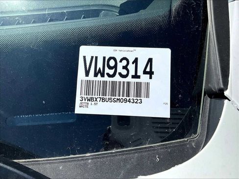 New 2025 Volkswagen Jetta Sport image 18