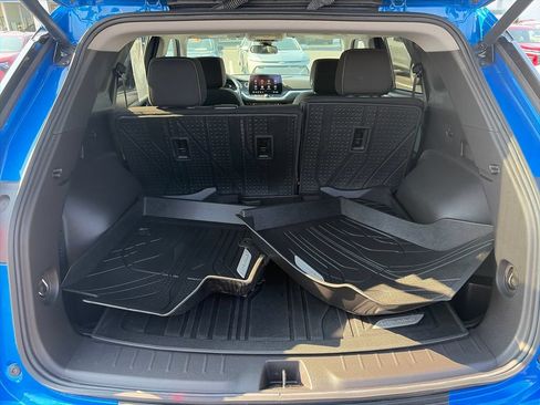 Used 2024 Chevrolet Blazer LT w/ Convenience Package FWD image 8