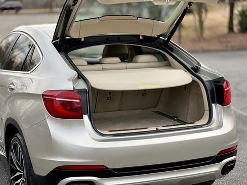 Used 2015 BMW X6 xDrive50i image 45