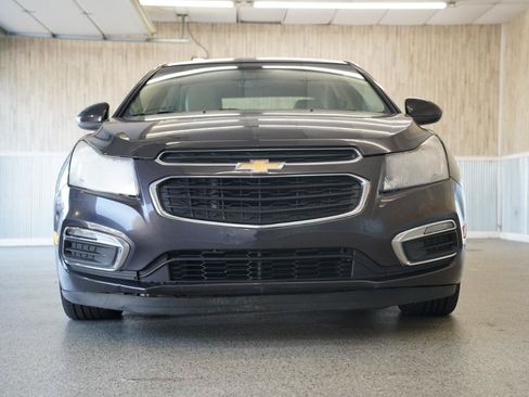 Used 2015 Chevrolet Cruze Diesel FWD image 2