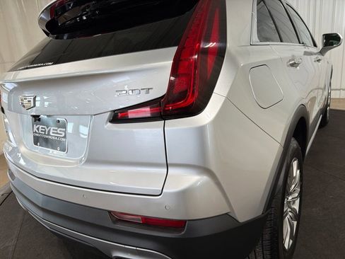 Used 2019 Cadillac XT4 Premium Luxury AWD/4WD image 13
