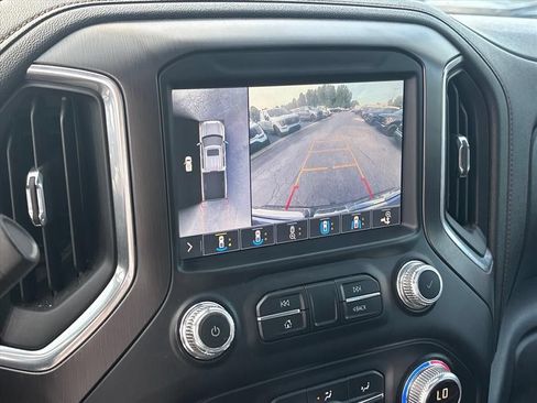 Used 2019 GMC Sierra 1500 AT4 w/ Off Road Performance Package AWD/4WD image 34