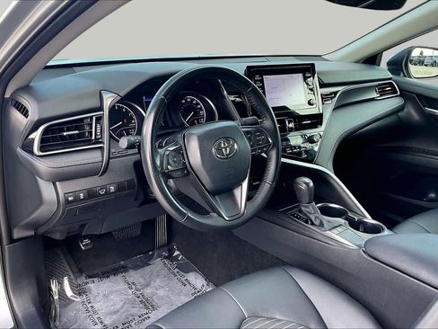 Used 2024 Toyota Camry SE FWD image 16