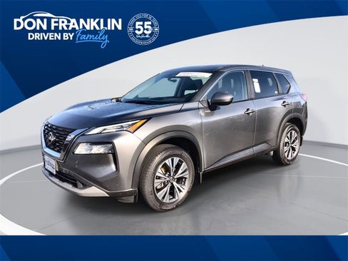 Used 2023 Nissan Rogue SV image 1