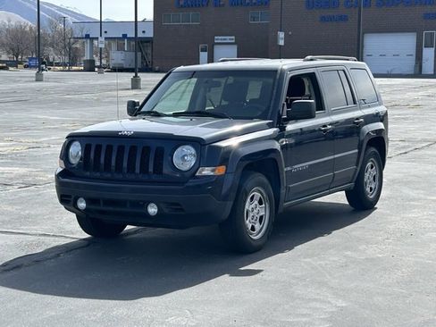 Used 2015 Jeep Patriot Sport w/ Power Value Group image 7
