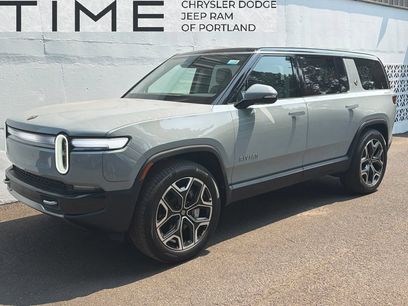 Used 2025 Rivian R1S Adventure