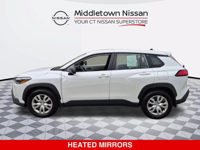 Used 2023 Toyota Corolla Cross L AWD/4WD image 6
