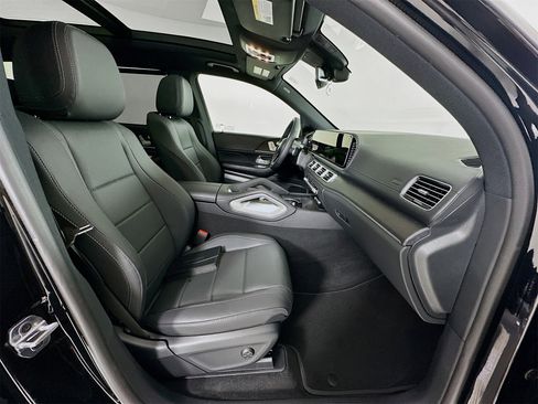 New 2026 Mercedes-Benz GLS 450 GLS 450 image 32
