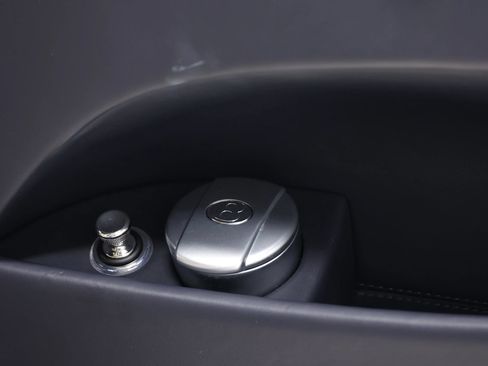 Used 2015 Bentley Flying Spur V8 AWD/4WD image 69