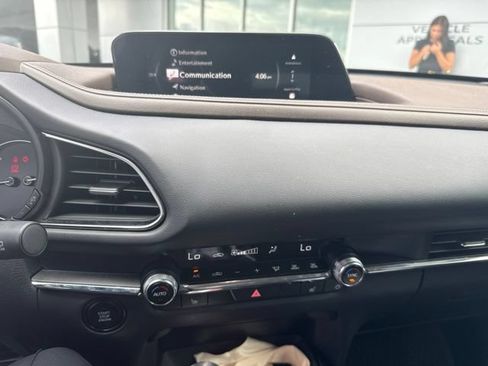 Used 2025 MAZDA CX-30 AWD 2.5 S w/ Premium Package image 7