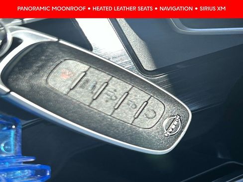 Certified 2025 Nissan Rogue SL w/ Tech Package AWD/4WD image 39