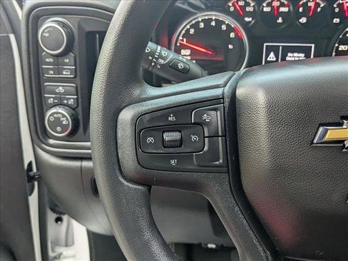 Used 2024 Chevrolet Silverado 1500 Custom image 16