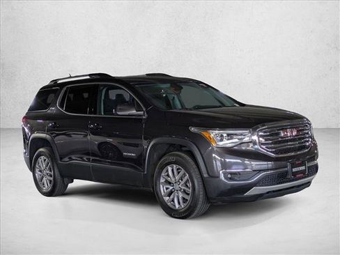 Used 2017 GMC Acadia SLE FWD image 3