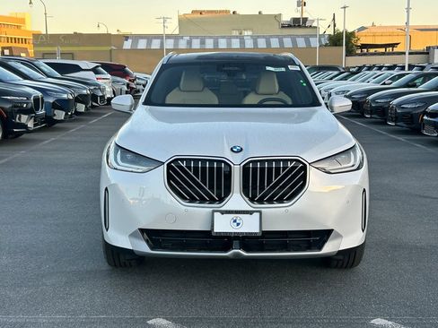 New 2026 BMW X3 xDrive30i w/ Premium Package AWD/4WD image 8