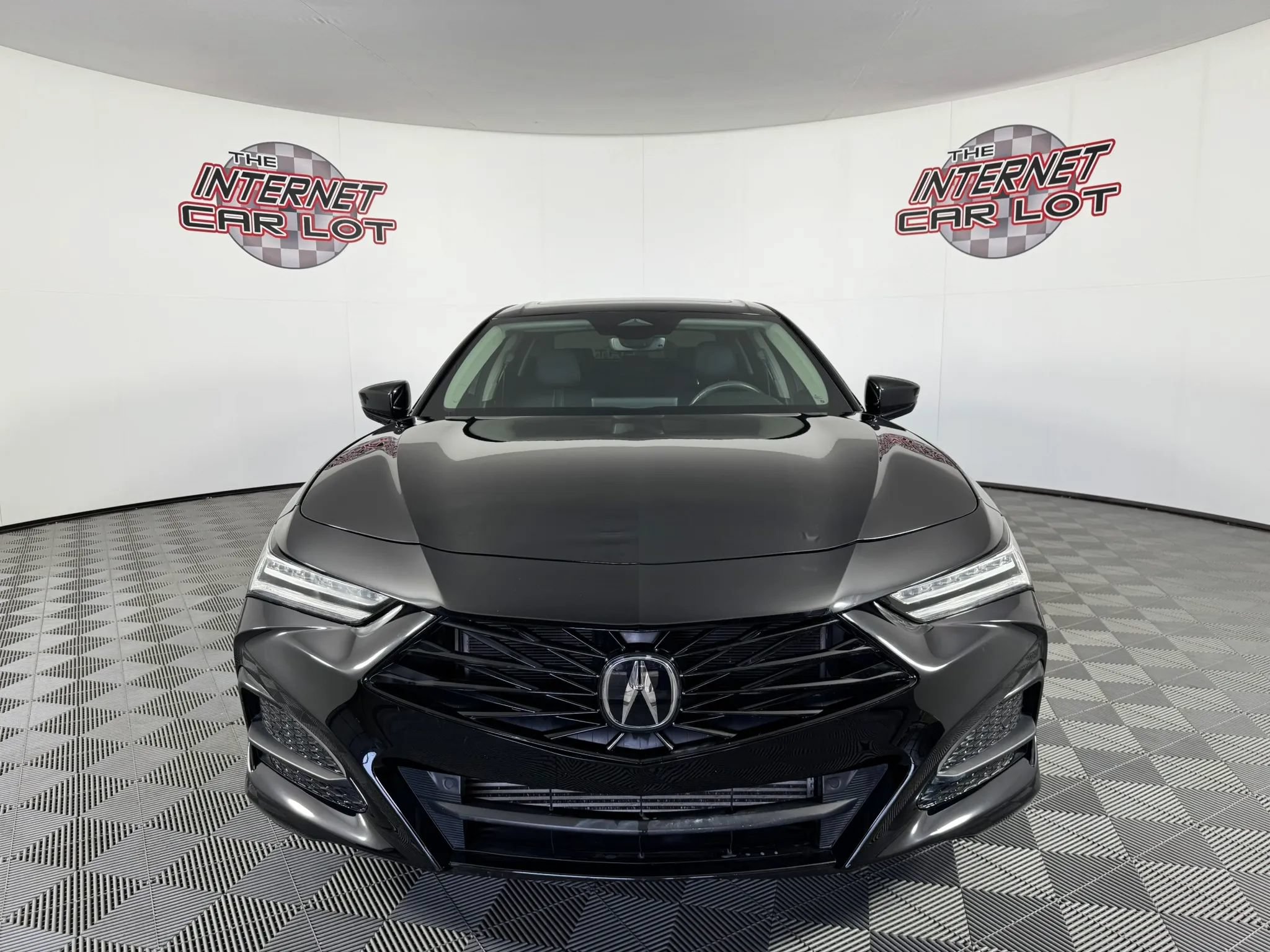 Used 2024 Acura TLX w/ Technology Package FWD image 2