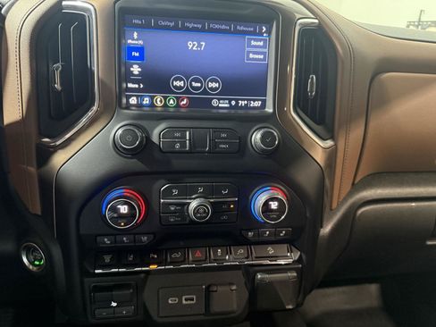 Used 2022 Chevrolet Silverado 2500 High Country w/ Z71 Off-Road Package AWD/4WD image 34
