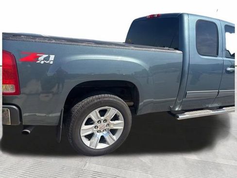 Used 2013 GMC Sierra 1500 SLE w/ Power Tech Package AWD/4WD image 3