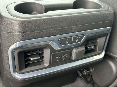 Used 2022 GMC Sierra 2500 AT4 w/ AT4 Premium Plus Package AWD/4WD image 16
