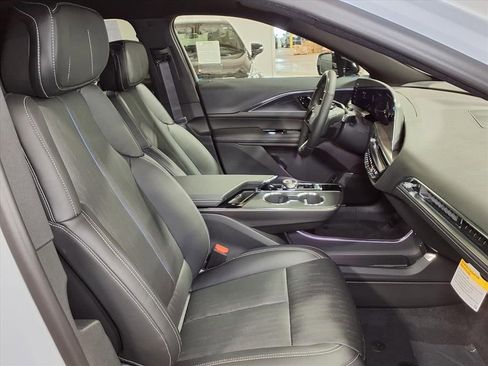 New 2026 Cadillac Lyriq Sport RWD image 6